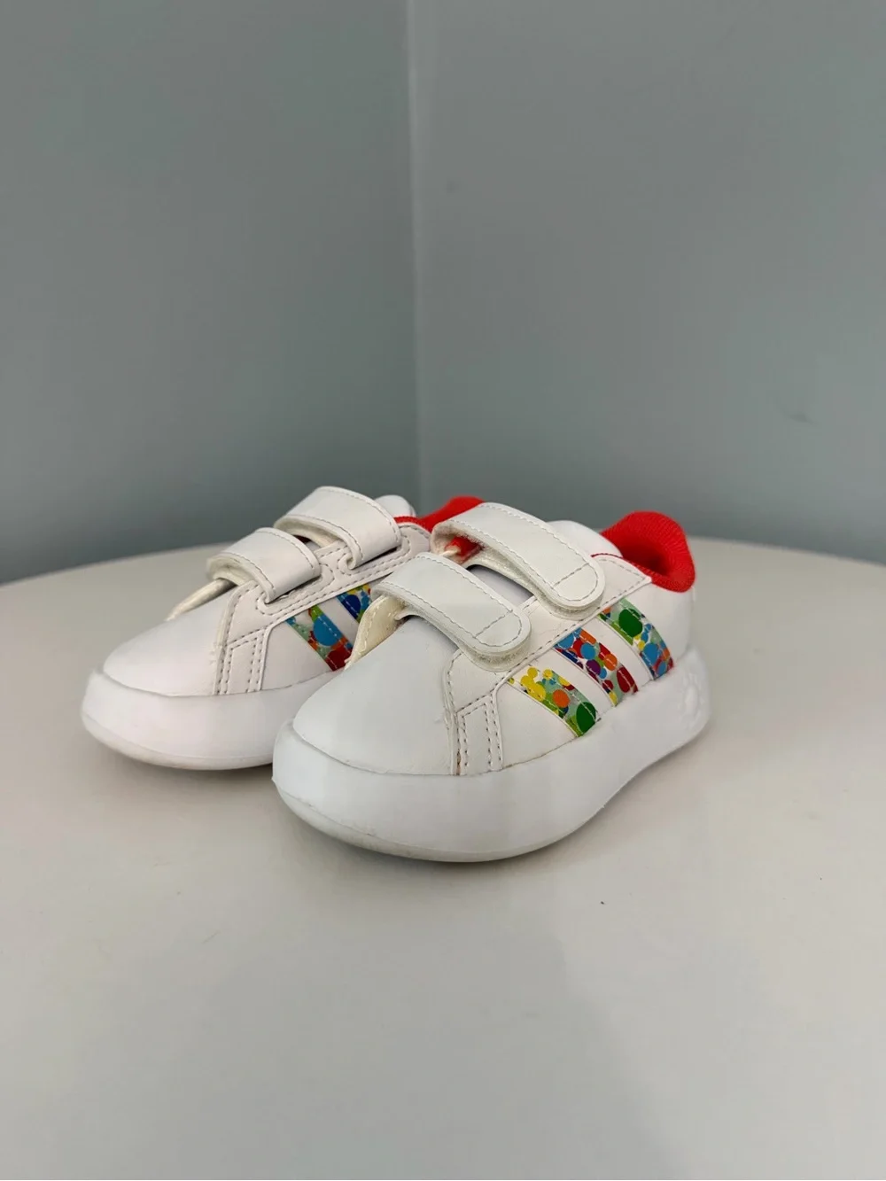 adidas grand court bubble comfy sneakers